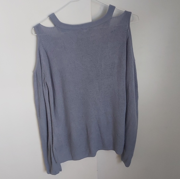 Garage sweater, off the shoulder - Picture 7 of 7